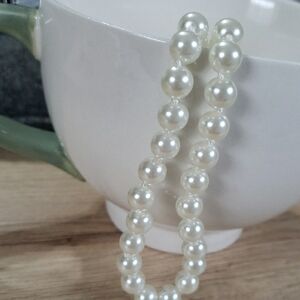 Elegant White Pearl Necklace